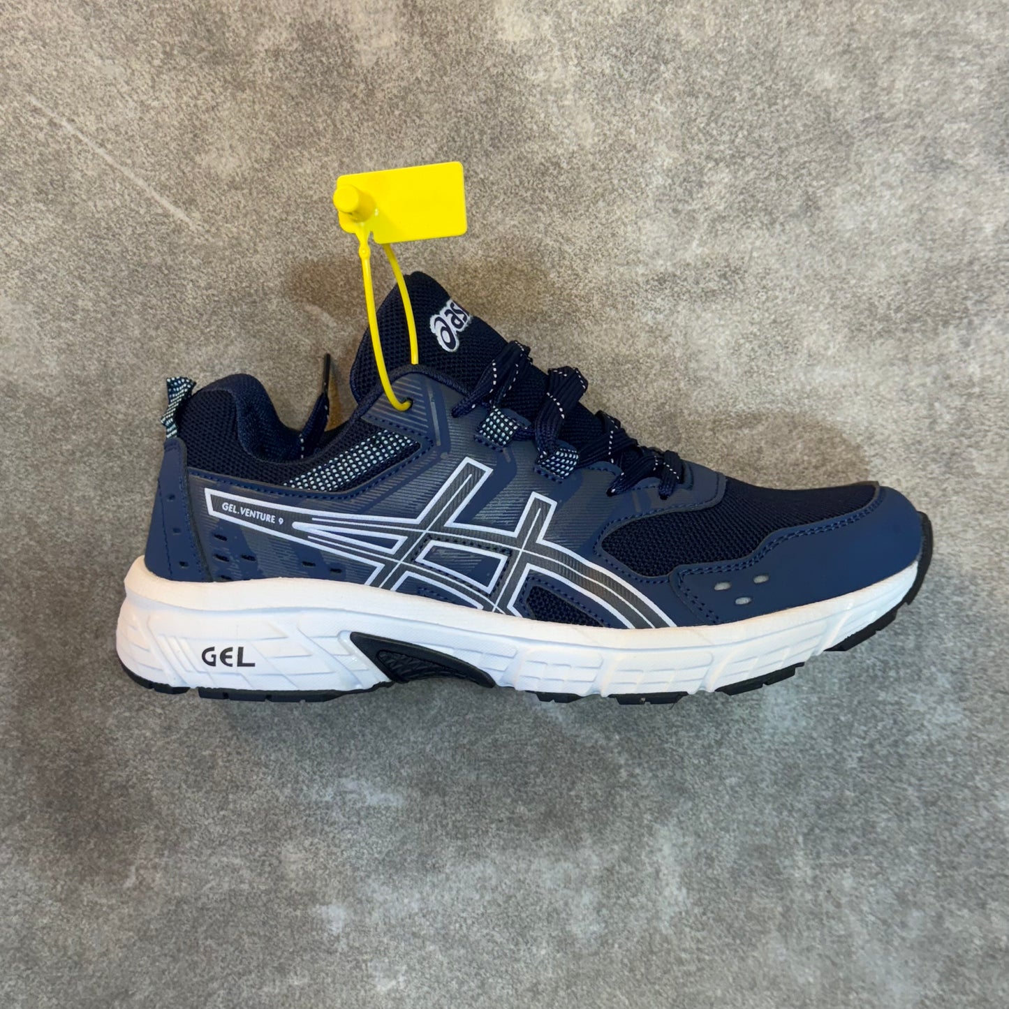 BASKET ASICS